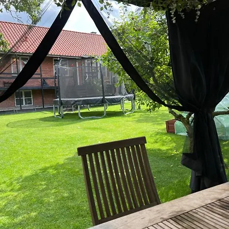 Unik Midt I Byen