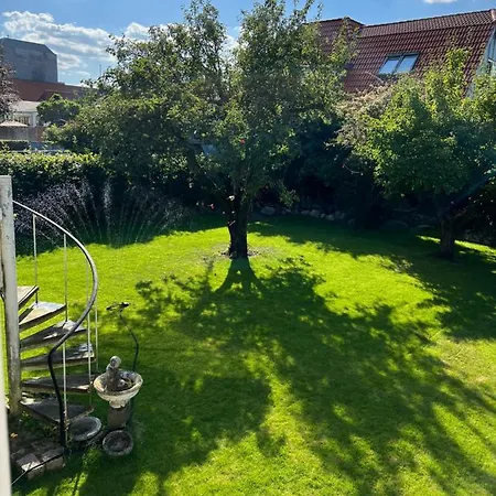 Bed & Breakfast Unik Midt I Byen