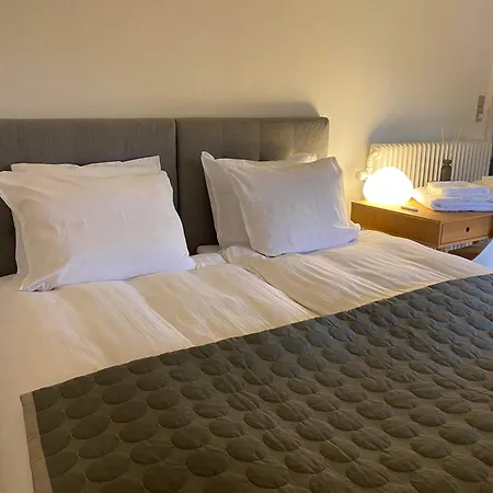 Bed & Breakfast Unik Midt I Byen Herning