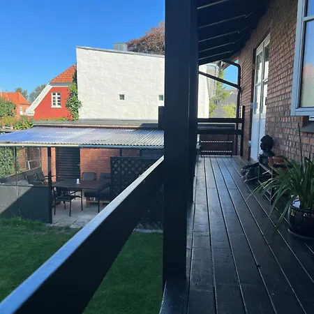 Unik Midt I Byen